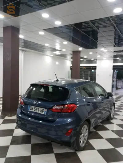 ford fiesta titanium 1.0 hybride