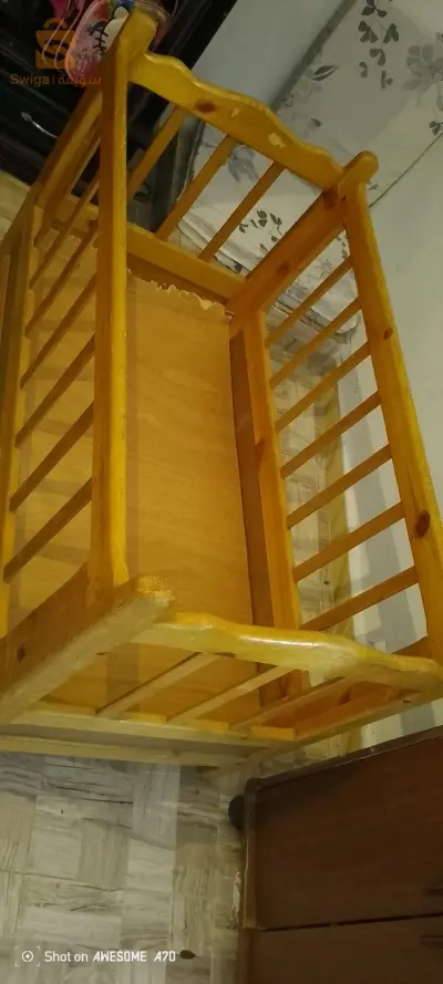سرير لاطفال