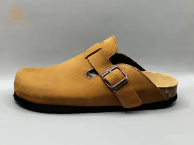 sabot cuir