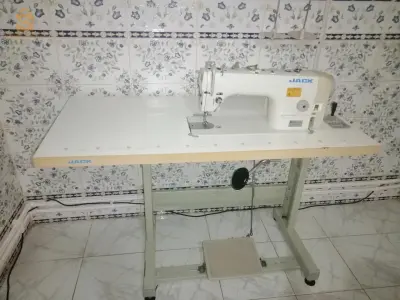 الة الخياطة الة سيرجي