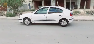 megane نضيفة الله يبارك