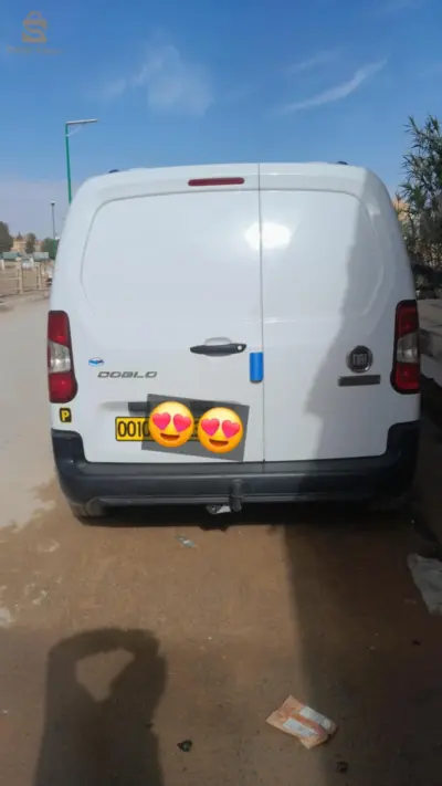 سيارة نضيفة ماشاء الله
