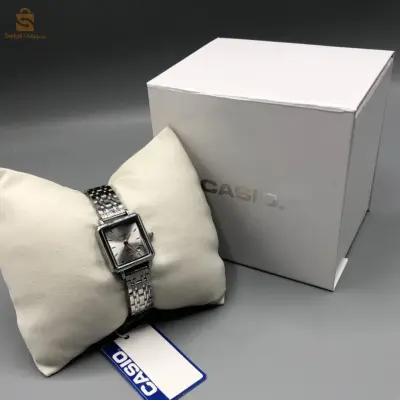 ساعة  نسائية casio