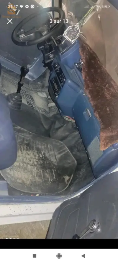 سيارة