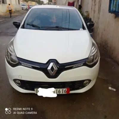 سيارة نقية