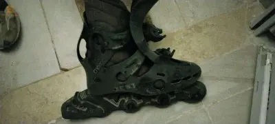 حذاء عجلاة