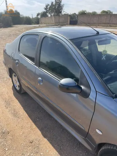 بيع سيارة 206