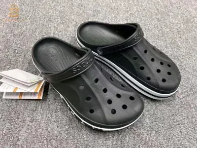 📍crocs simple