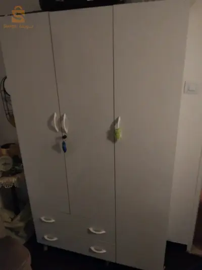 ARMOIRE