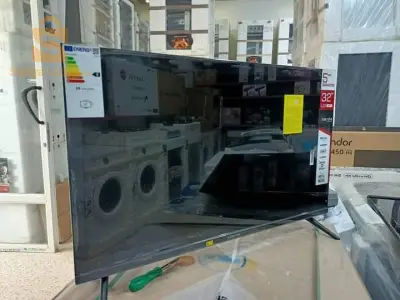 Tv Stream 32 pouce S32D10 Tv 32 pouce Led HDFrameless Simple modelالتوصيل متوفر 58 ولاية