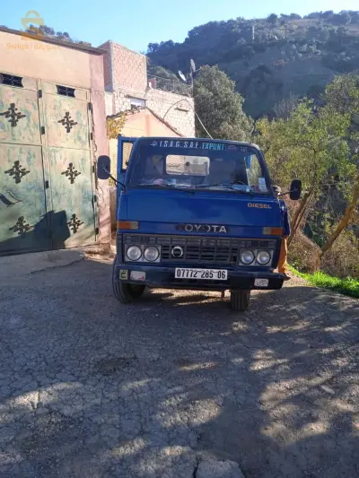 Toyota bu 30