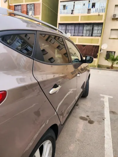 hyundai tucson 2012
