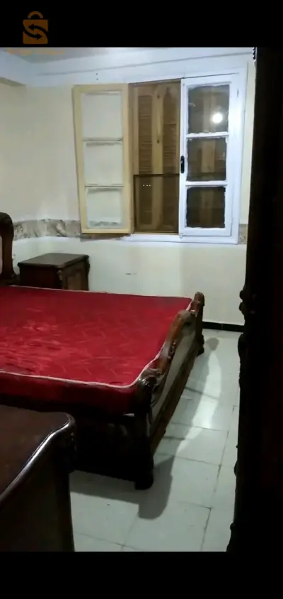 سعيدة