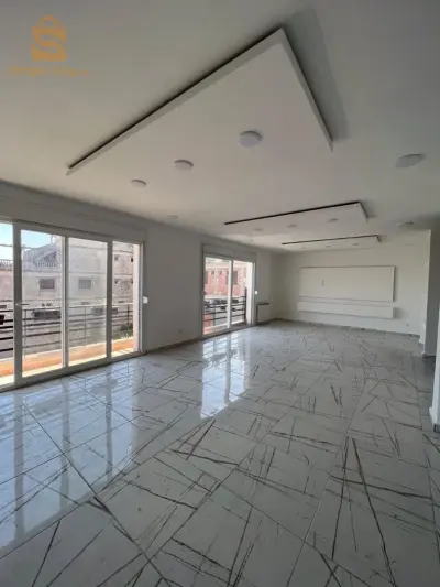Remiise🚨🚨 fin d'années 😍
duplex à vendre à draria sebbala ville 🏠✨
📞05.61.63.99.40