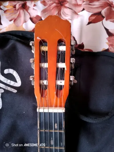 guitare neuf