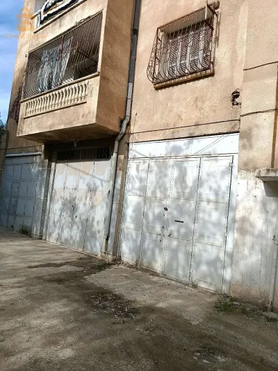 كوبيراتيف للبيع اربعة غرف + كاراج فيها اكثر من 130م² للاستفسار يرجى الاتصال