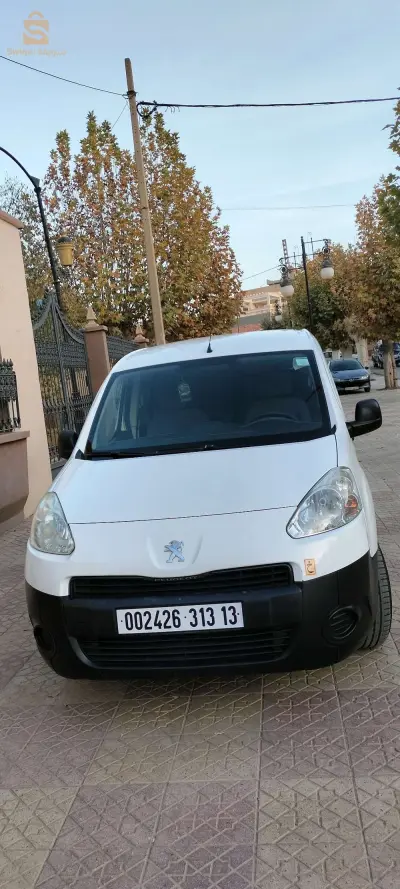 partner  B9