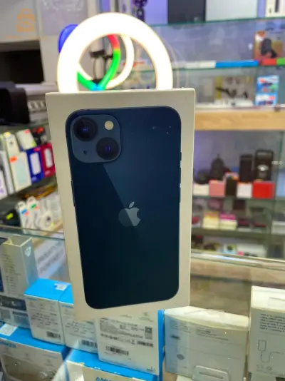 iPhone 13