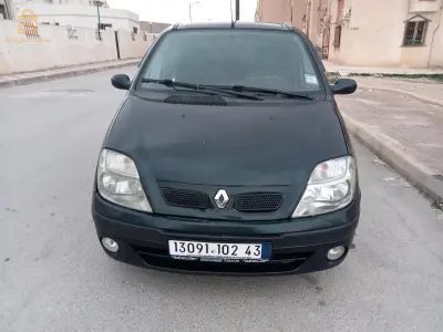 سينيك 2002