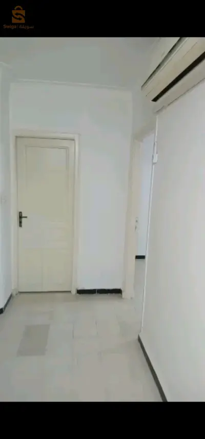 منزل f3 الطابق الرابع
كل الوثائق موجودة دفتر وعقد