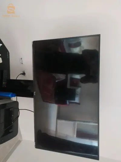 تلفاز إريس 32بوس و إريس 39 بوس