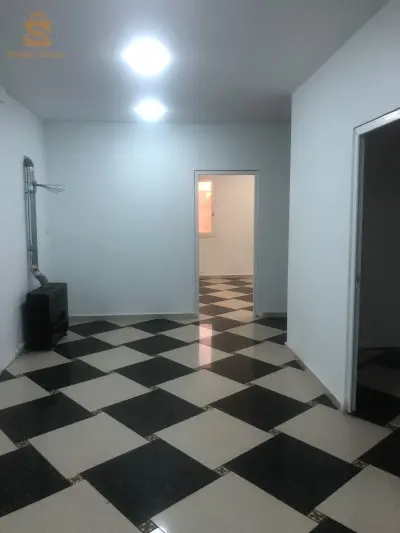location F5 commerciale