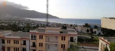 apparemment F3 rez-de-chaussée