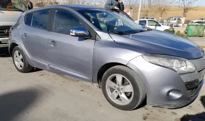 رينو Megane 16 الجزائر