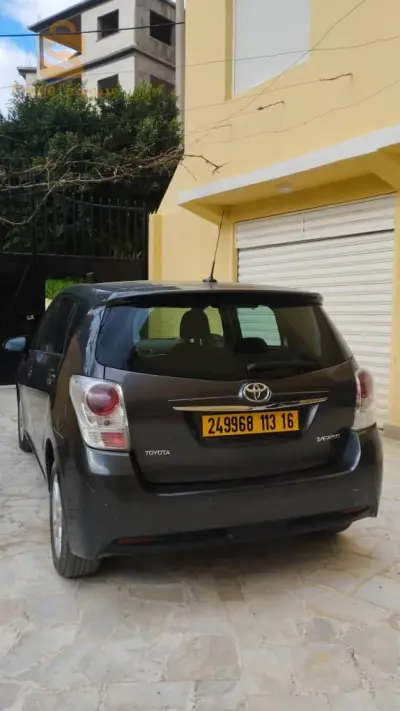 TOYOTA VERSO 2013