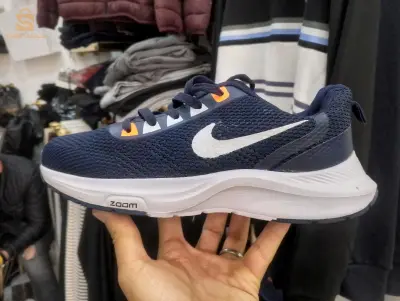 Nike zom