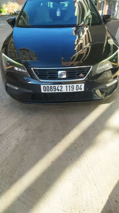 Seat Leon 2019 4 OUM EL BOUAGHI