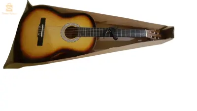 guitar classique +capo