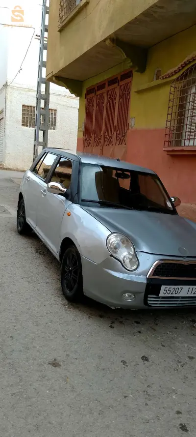 فيها سوباسمو و شوك مافيهاش 
موتار فيه دوزيام تلاشي 
خصها شويا بريكول
