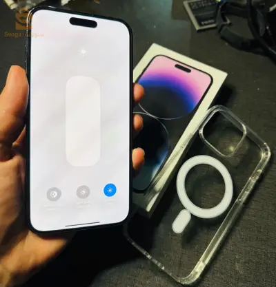 📱iPHONE 🍎14 Pro Max CE 🇪🇺256gb battery 🔋 84%  
avec boit  
état 10/10 💯
koulchi active ✅