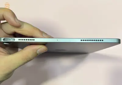 iPad Air 5 génération (M1) 64GB batterie 🔋91% (11 inch)Libiri official ✅🇲🇫 eta 10/10👌 👉📞0669320694