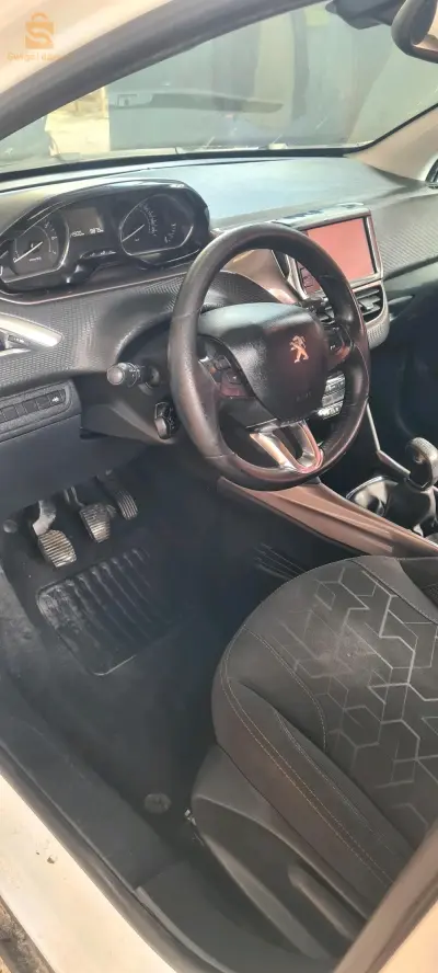 Peugeot 2008 2013