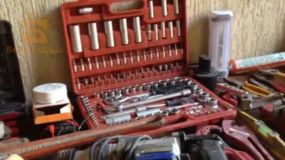 بيع ادوات و معدات الترصيص الصحي والغاز والتدفئة المركزية
