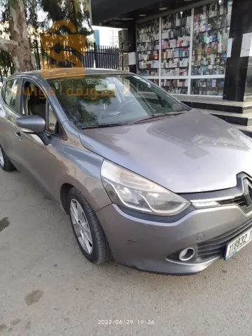 LOCATION DE VOITURE