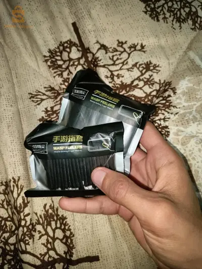 Gaming gloves