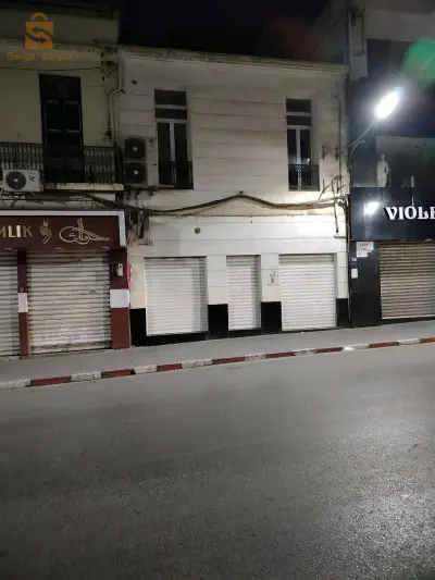 local en plein centre-ville Oran