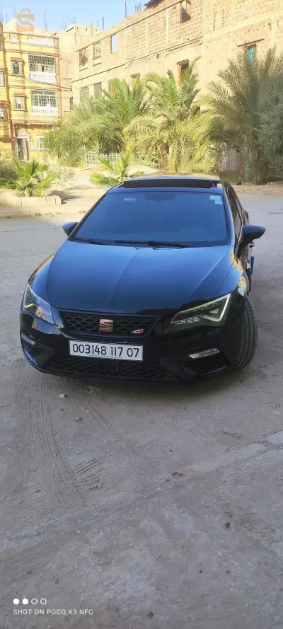 Seat Leon Cupra  2017 
🌴 ماشية 195 الف 
   🌴 صبيغة بارشوك افو فقط 
      🌴🌴ولاية بسكرة 🌴🌴
       📞📞 ‏‪0772 36 85 77‬‏
            📞📞‏‪0540 33 85 04‬‏
                  🌹🌹  للبيع  🌹🌹
سامو 400