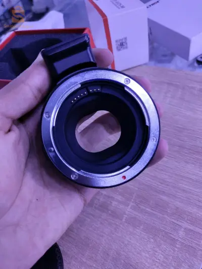 CAMERA CANON M50