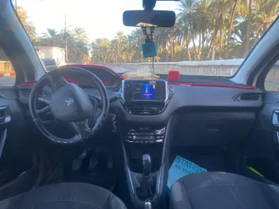 Peugeot 208 7 BISKRA