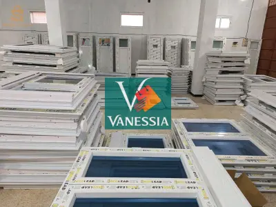 fenêtre pvc avec rideau