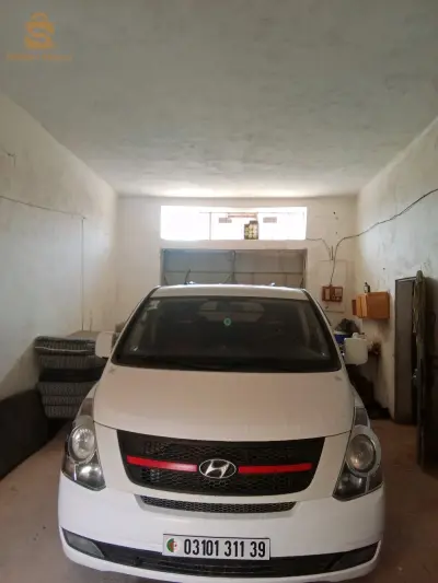 Hyundai H-1 2011 39 EL OUED