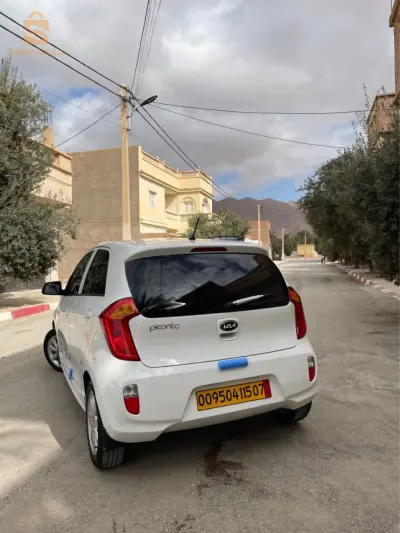 كيا Picanto 2015 7 بسكرة