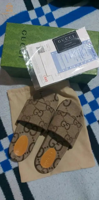 Claquette Gucci Pointure 42