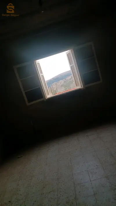 ارض لي لبناء 1000متر مربع