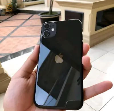 iPhone 11