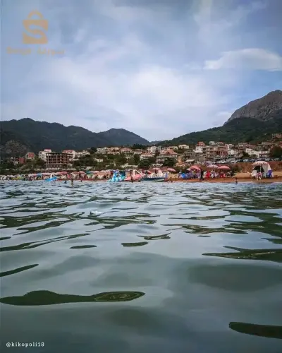 أراضي للبيع